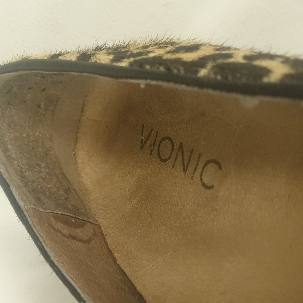 Vionic Animal Print Flats - Picture 5 of 10